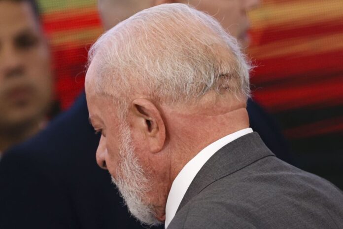 lula-passa-por-cirurgia-em-sao-paulo-apos-dores-de-cabeca