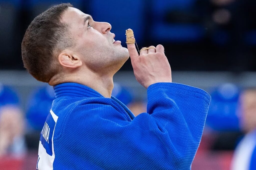 brasileiro-medalhista-em-paris-assume-1o-lugar-no-ranking-do-judo