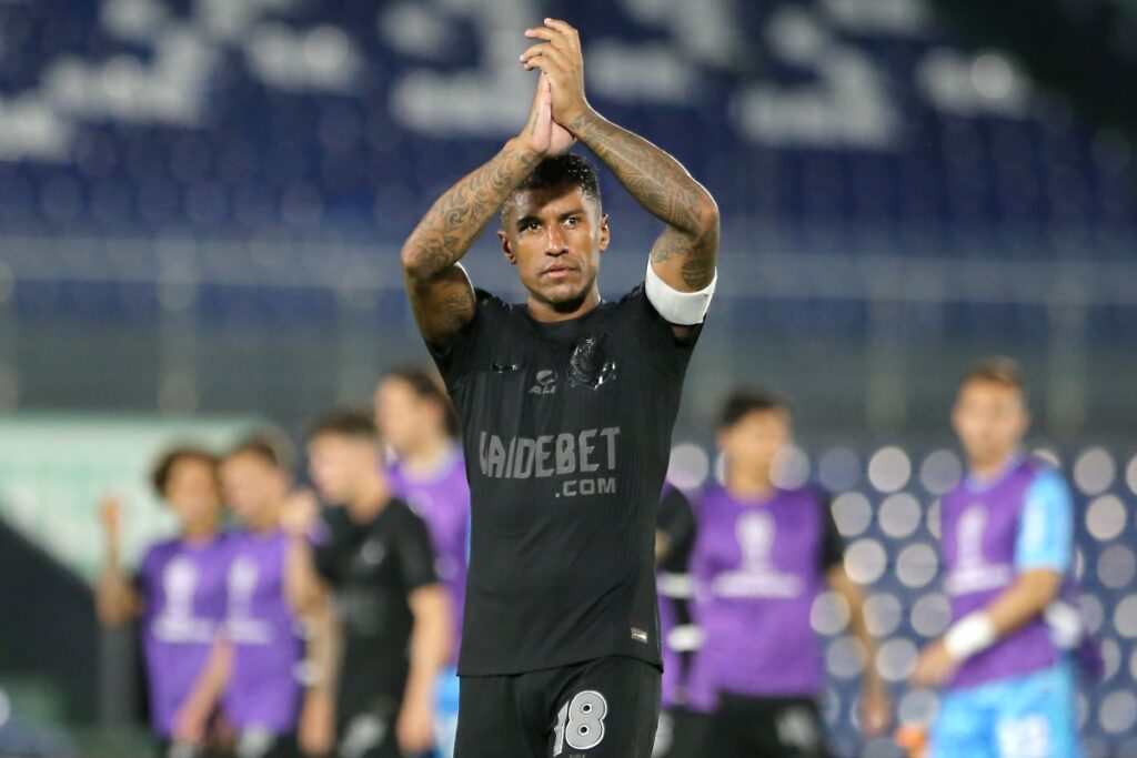 clube-da-serie-a-anuncia-paulinho,-ex-corinthians,-como-dirigente