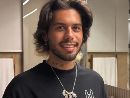 virginia-fonseca-reage-ao-ver-cabelo-alisado-de-ze-felipe:-“o-que-voces-fizeram?”