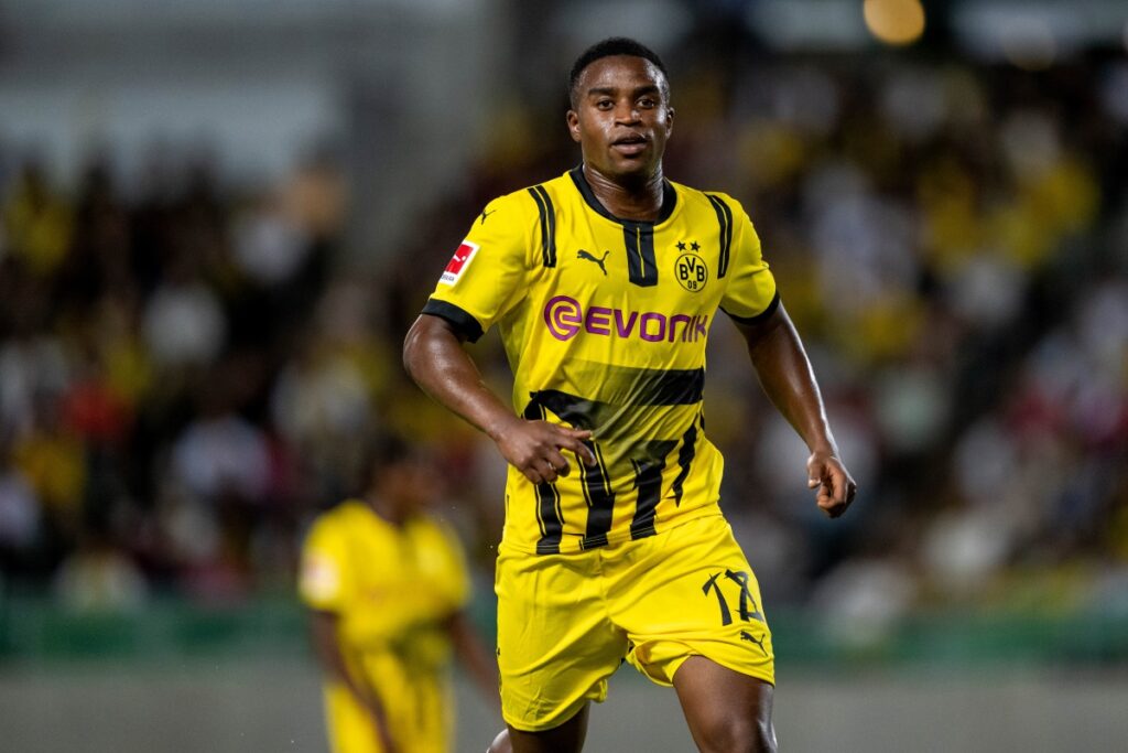 falso-pai-diz-ter-adulterado-documentos-de-joia-do-borussia-dortmund