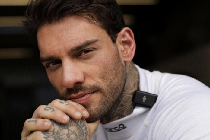 lucas-lucco-se-pronuncia-apos-mostrar-demais-em-video:-“esta-no-mundo”