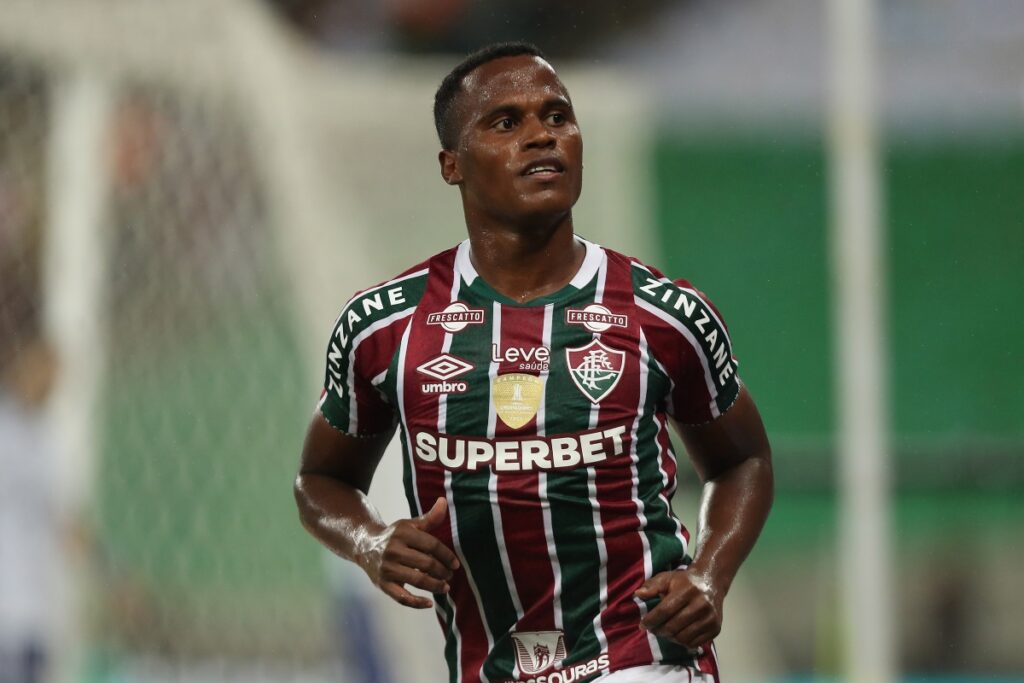 arias,-do-fluminense,-e-o-2°-jogador-com-mais-minutos-em-campo-em-2024