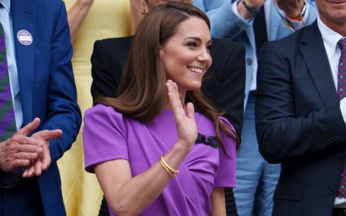 kate-middleton-e-william-revelam-cartao-de-natal-apos-luta-contra-o-cancer