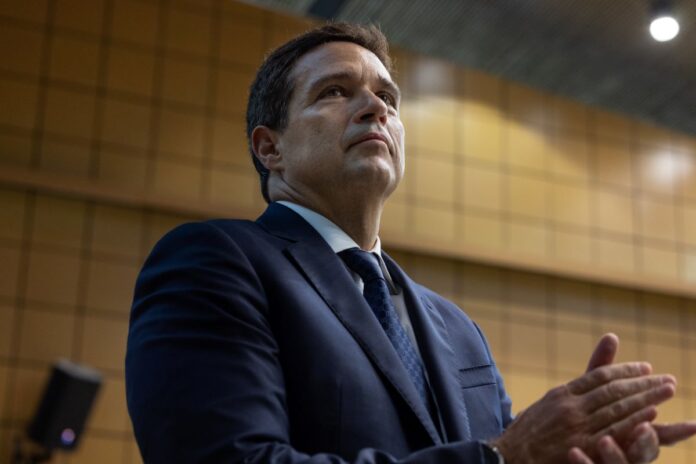 campos-neto-se-defende-em-ultimo-dia-de-bc:-“agi-de-forma-tecnica”