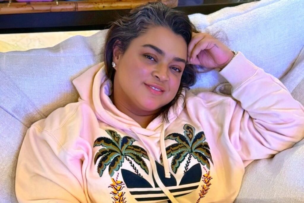‘preta-e-muito-forte’,-revela-amiga-da-cantora