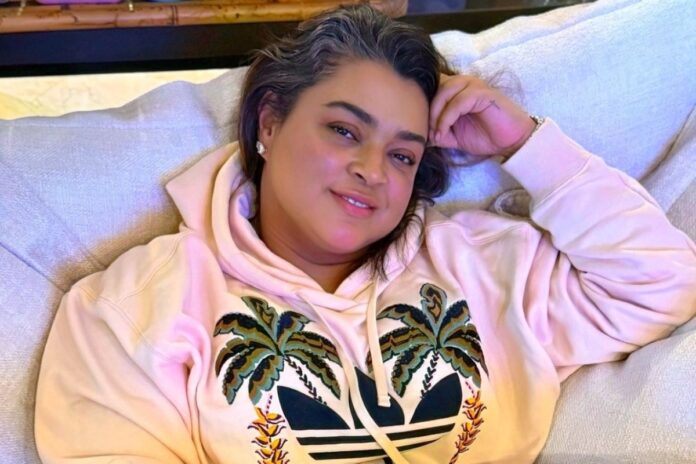 ‘preta-e-muito-forte’,-revela-amiga-da-cantora