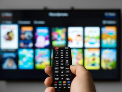 numero-de-assinantes-da-tv-paga,-em-queda-livre,-indica-fundo-do-poco