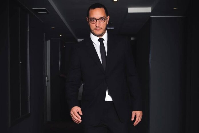 ator-allan-souza-relata-burnout-e-revela-que-cogitou-virar-padre