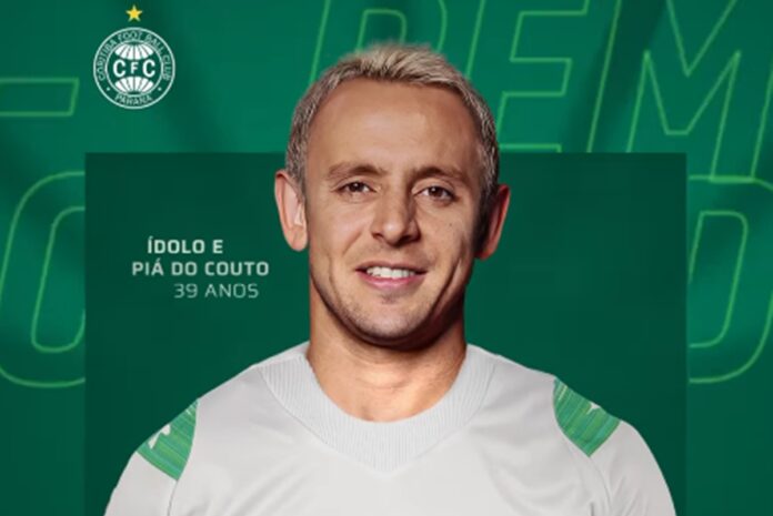 coritiba-anuncia-o-retorno-de-rafinha,-ex-flamengo-e-sao-paulo