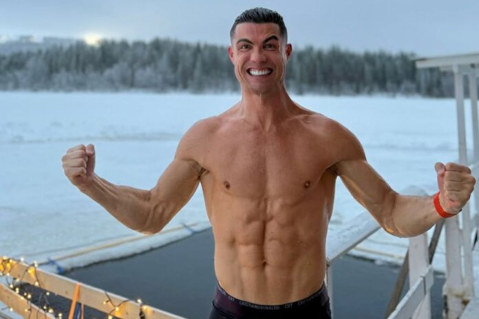 video:-cristiano-ronaldo-aparece-apenas-de-cueca-em-frio-de-20°c