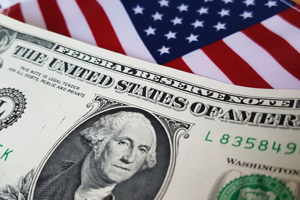 dolar:-agu-pede-que-google-evite-“desordem-informacional-financeira”