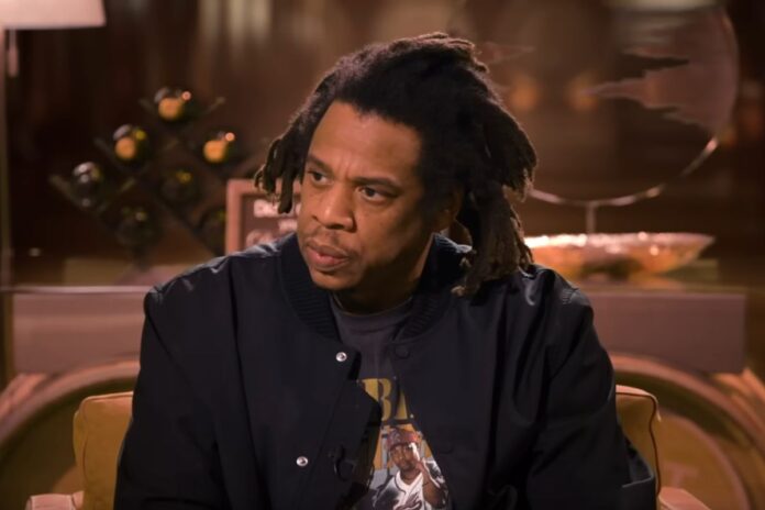 jay-z-busca-arquivar-processo-por-estupro,-alegando-falha-legal