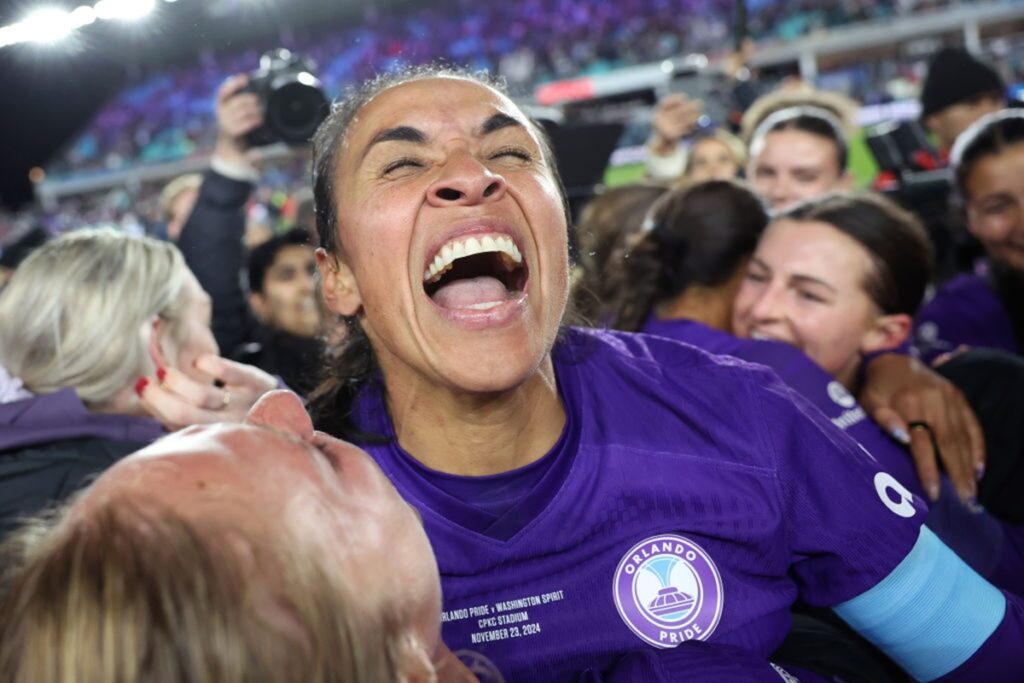 ela-fica-nos-eua!-orlando-pride-anuncia-renovacao-com-marta
