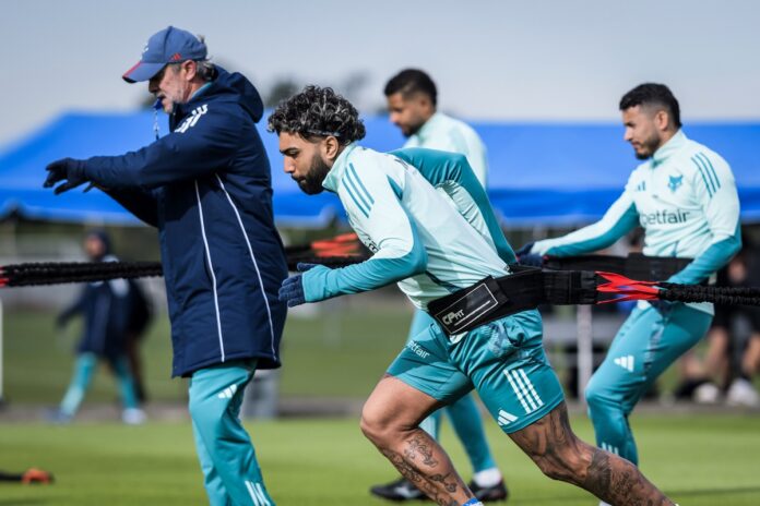 cruzeiro-treina-no-frio-dos-eua-antes-de-encarar-athletic-e-itabirito