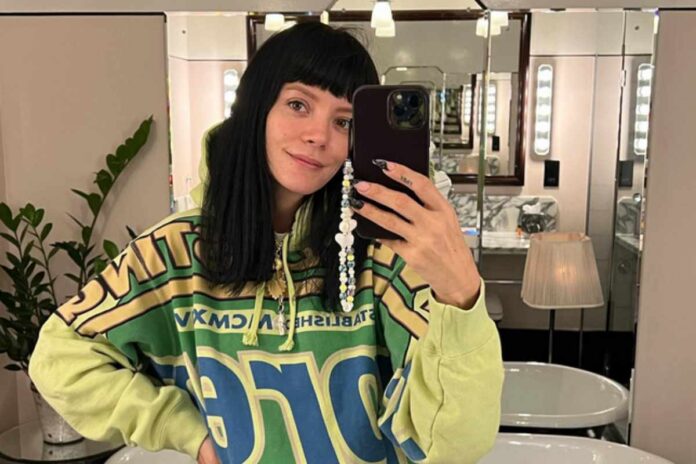 lily-allen-preocupa-os-fas:-‘nao-estou-em-um-bom-lugar’