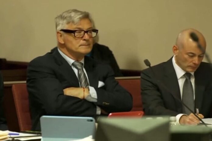 alec-baldwin-processa-promotores-por-caso-‘rust’