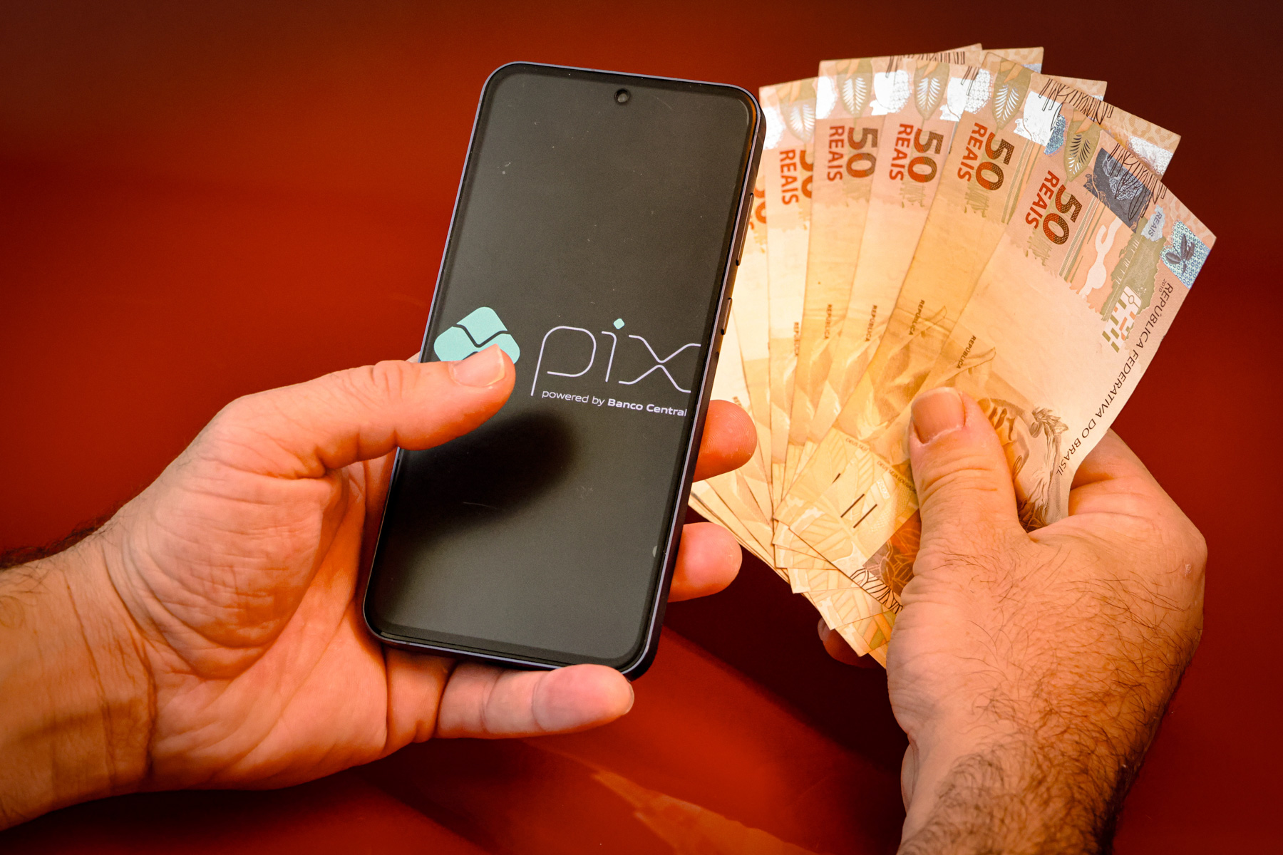 febraban:-pix-continua-“igual,-gratuito-e-sem-qualquer-alteracao”