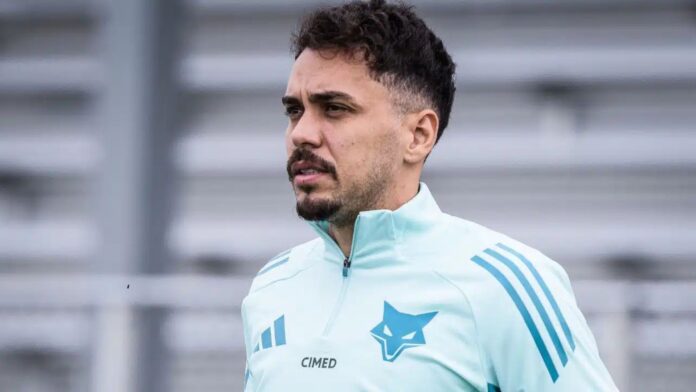 campeao-da-libertadores,-eduardo-reforca-cruzeiro-antes-de-jogao-no-df