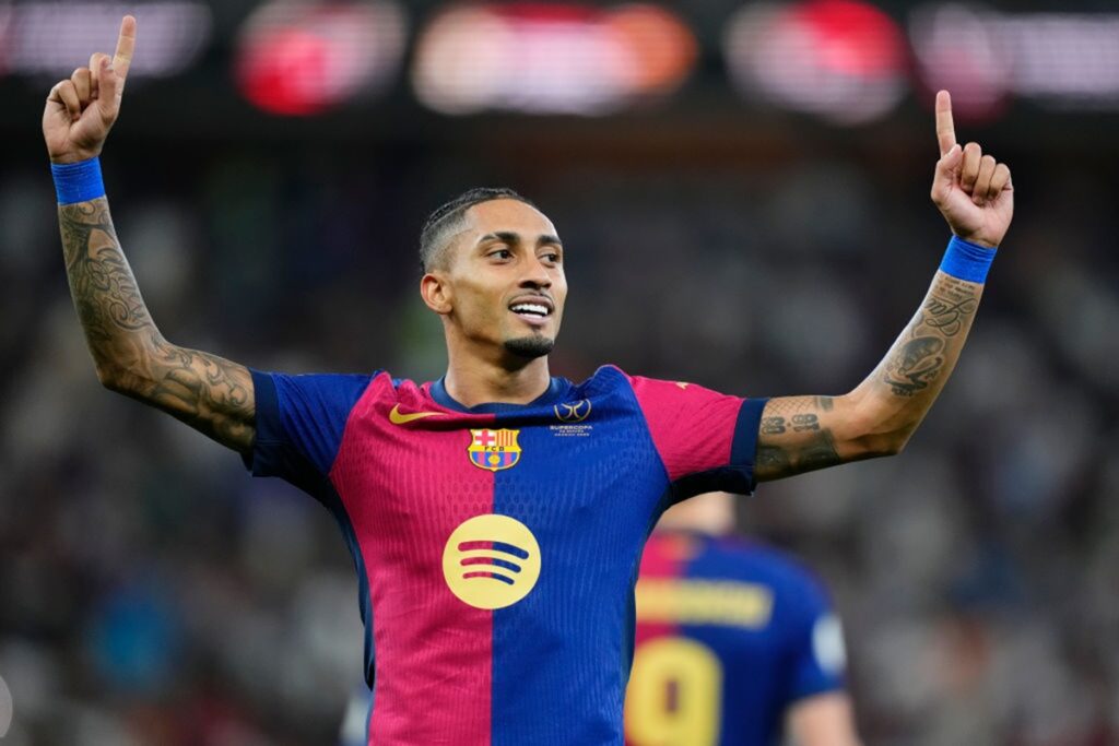 marca-centenaria:-raphinha-ultrapassa-cem-gols-por-clubes