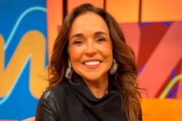 daniela-mercury-sai-em-defesa-de-claudia-leitte:-“arte-nao-e-religiao”
