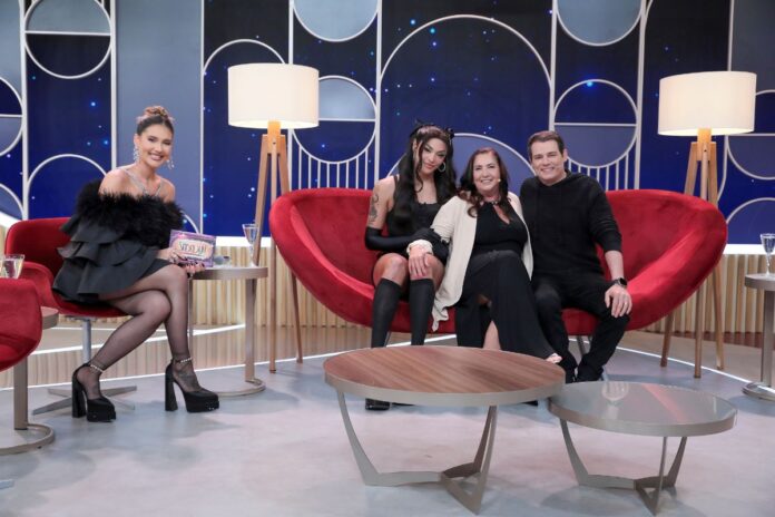 pabllo-vittar-e-celso-portiolli-aprontam-todas-com-virginia-fonseca