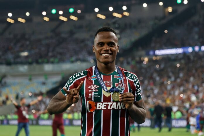 arias-nao-aceitou-ir-para-o-zenit-e-melou-chegada-de-claudinho.-veja