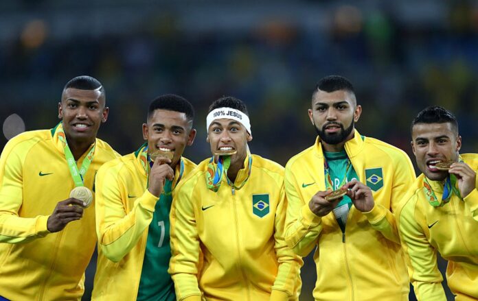 com-campeoes-olimpicos-no-elenco,-cruzeiro-enfrenta-athletic-no-df