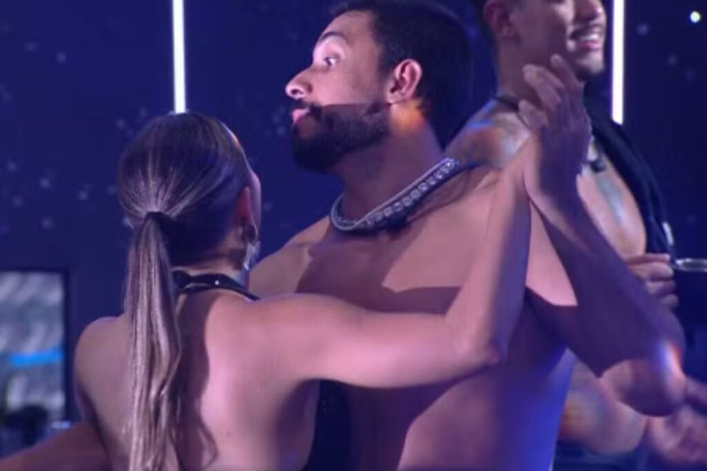 bbb-25:-primeiro-casal?-maike-danca-agarradinho-com-renata