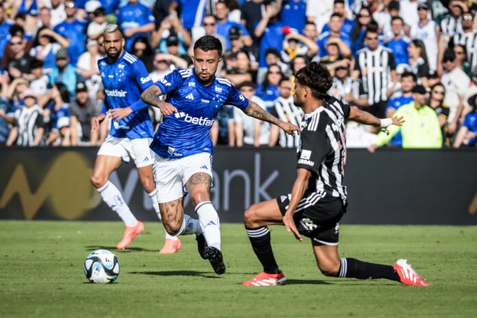 antes-de-partida-no-df,-cruzeiro-empata-com-atletico-mg-em-jogo-pegado