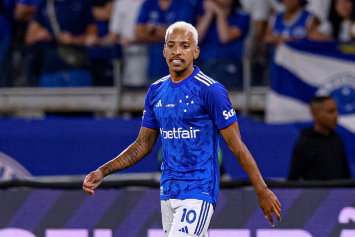 matheus-pereira-busca-1o-titulo-pelo-cruzeiro-no-campeonato-mineiro