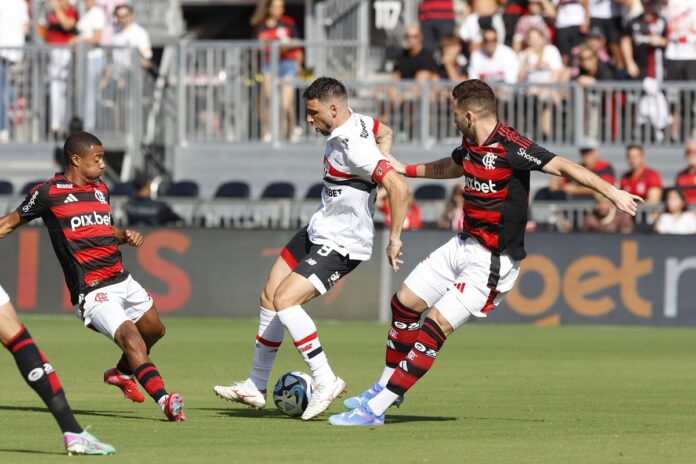 sao-paulo-e-flamengo-empatam-sem-gols-pela-fc-series