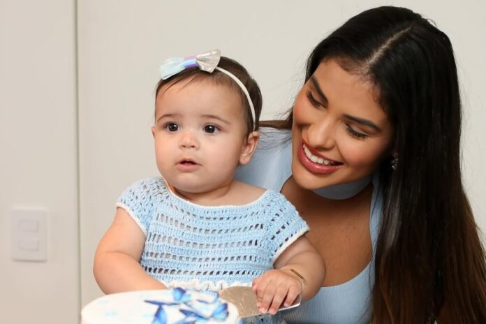 munik-nunes-celebra-9-meses-de-catarina-com-festa-encantadora-e-emociona-fas