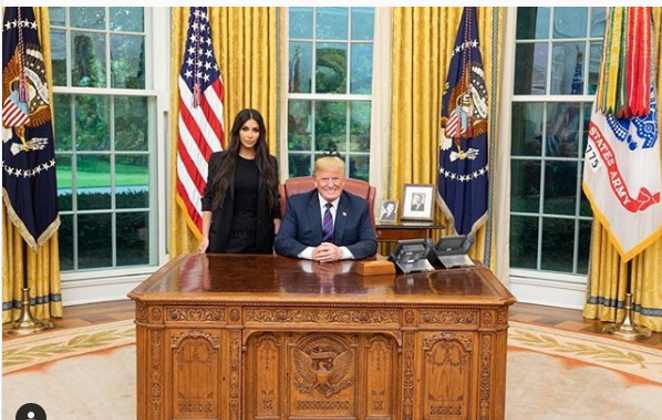 kim-kardashian-posta-foto-de-melania-trump-e-causa-revolta:-‘saindo-do-armario’