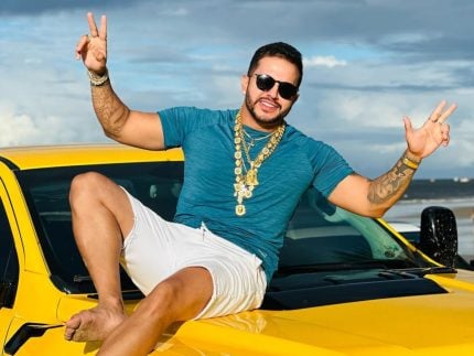 com-babal-preso,-a-vida-segue-normalmente-para-os-parentes-em-meio-ao-escandalo