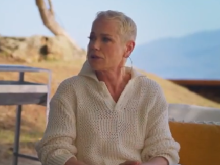 xuxa-se-diverte-falando-sobre-envelhecimento-e-se-compara:-“pareco-uma-bunda”