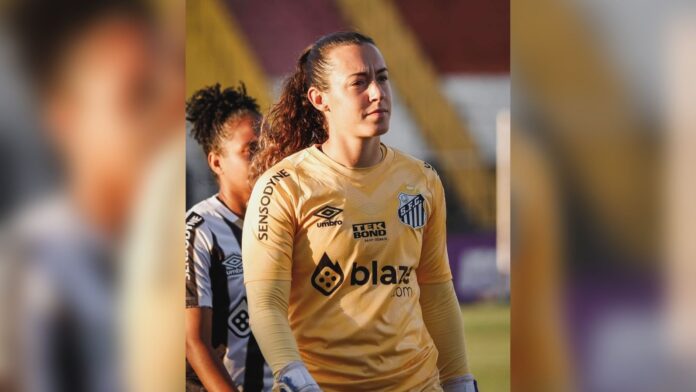 goleira-denuncia-casos-de-abuso-e-agressao-em-despedida-do-santos