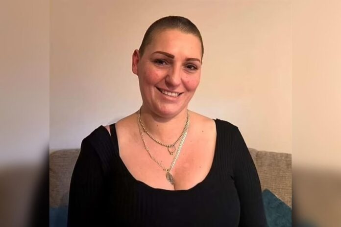 mulher-com-mancha-na-unha-e-diagnosticada-com-cancer-agressivo