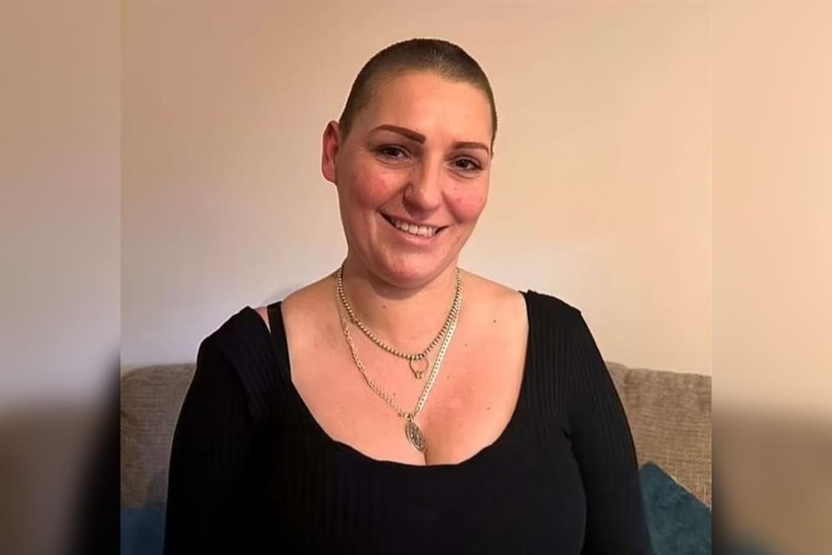 mulher-com-mancha-na-unha-e-diagnosticada-com-cancer-agressivo