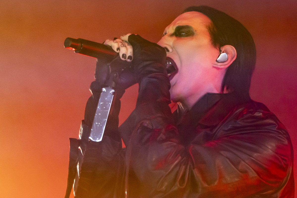 marilyn-manson-se-livra-de-processo-por-acusacoes-de-abuso-sexual