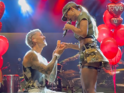 biel-pede-tays-reis-em-casamento-durante-show:-“quero-eternizar-nosso-relacionamento”