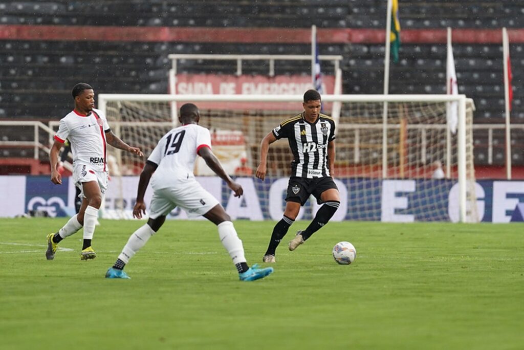campeonato-mineiro:-atletico-mg-e-pouso-alegre-empatam-sem-gols