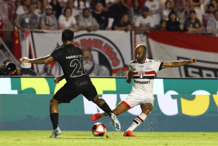 lucas-moura-brilha,-oscar-desencanta-e-sao-paulo-bate-corinthians