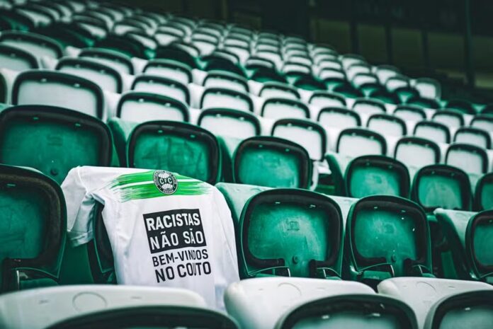 coritiba-estampara-frase-antirracista-em-camisa-em-jogo-do-estadual