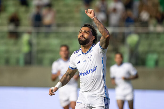 gabigol-da-show,-faz-tres-gols-e-cruzeiro-goleia-itabirito-em-bh