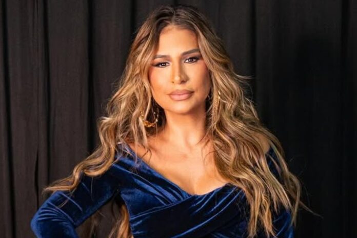 saiba-qual-cirurgia-plastica-simone-mendes-fez