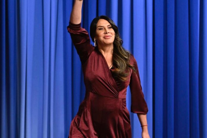 perfil-do-oscar-deixa-de-seguir-karla-sofia-gascon-apos-polemicas
