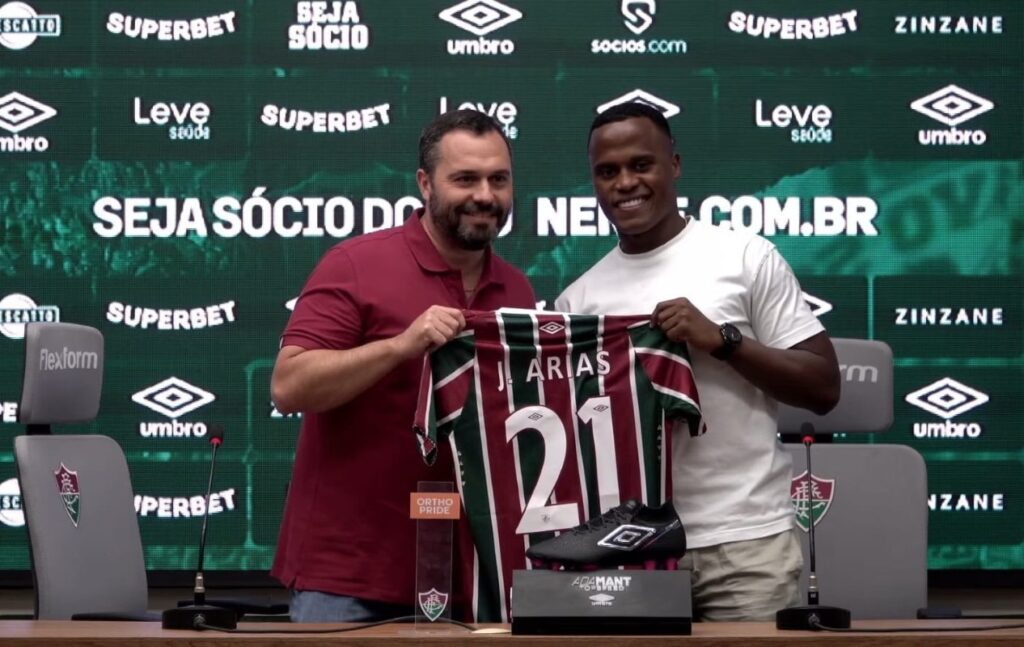 fluminense-anuncia-renovacao-de-contrato-de-jhon-arias