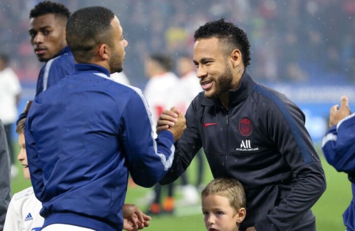 depay-exalta-neymar-apos-retorno-ao-santos:-“inspira-toda-uma-nacao”