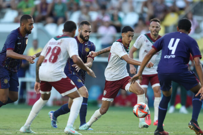 fluminense-encara-boavista-antes-de-classico-com-vasco-no-df